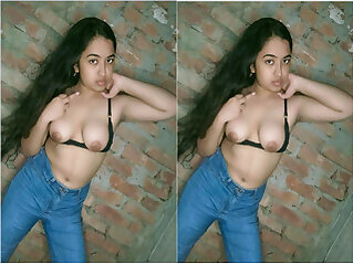 Pretty Girl Shows Her Boobs And Pussy On Facebook Part 4