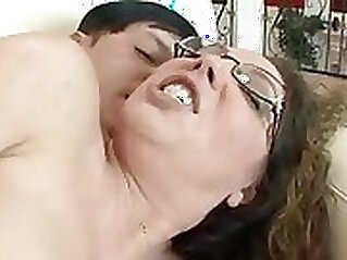 Bigtit milf cocksucks sons step sister